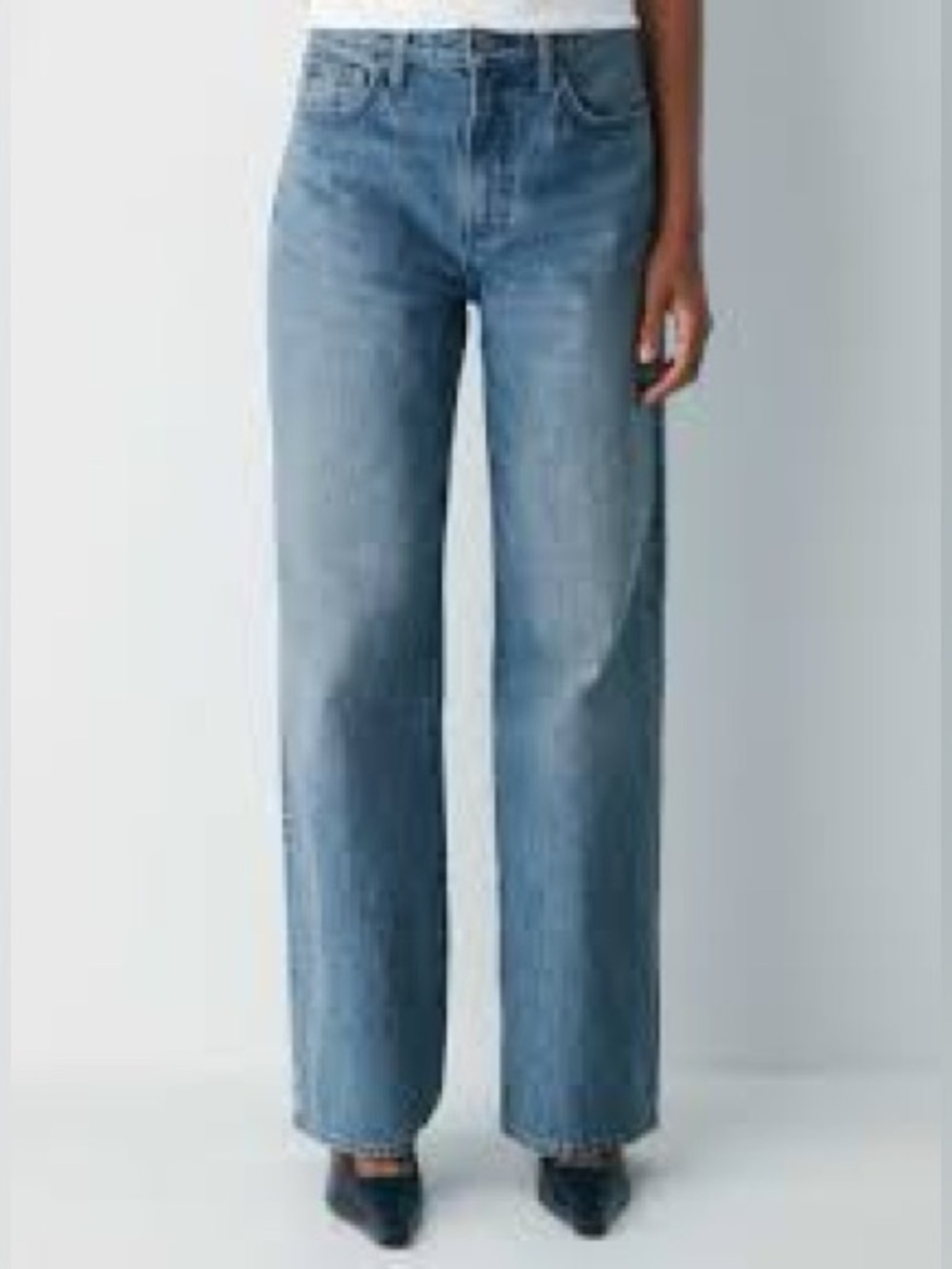 Denim Forum Wide-Leg Jeans in Medium Blue Wash 841